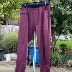 Alphalete studio joggers